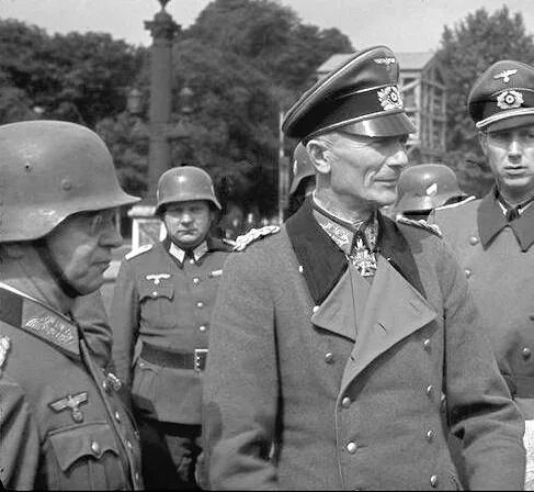 Командующий группой армий центр 1941. Готхард хейнрици. Группа армий «центр» - командующий фельдмаршал. Командующий группой армий центр 1941. Генерал-фельдмаршал фон лееб.