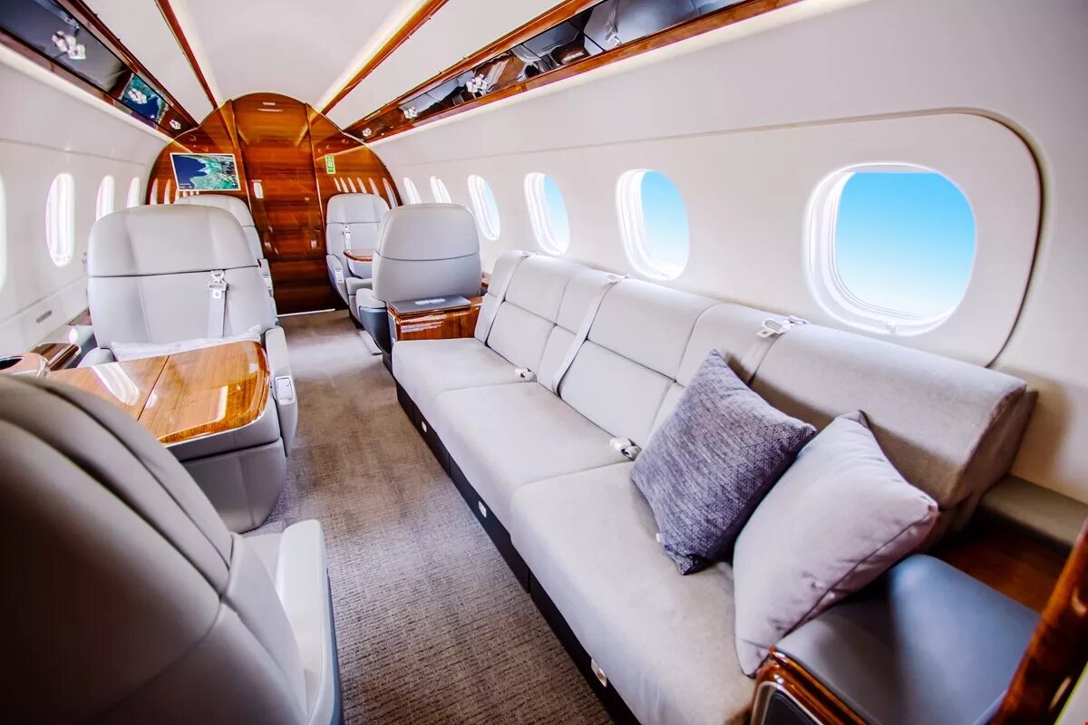 Learjet 28/29. Цессна 8 местный самолет. Частный 4-х местный самолет. Cessna grand caravan ex. 12 местный самолет.