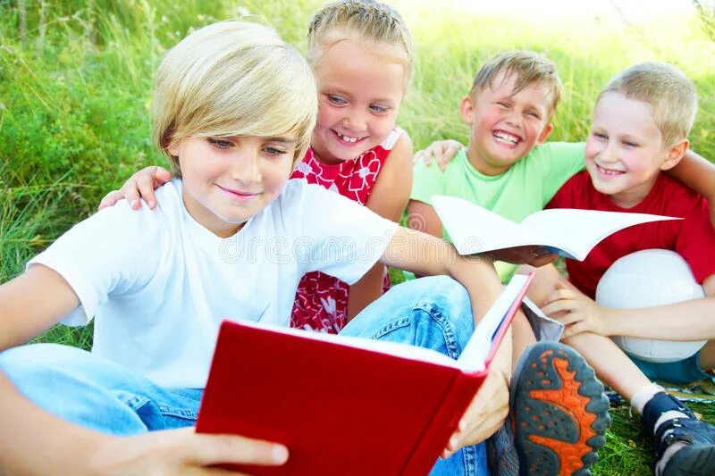 Советы школьникам как провести каникулы. Проведи каникулы с пользой. Дети проводят каникулы с пользой. Дети проводят каникулы с пользой. Конкурс видеороликов для школьников.