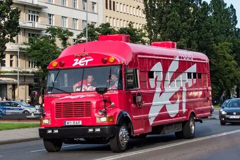 Пол автобуса