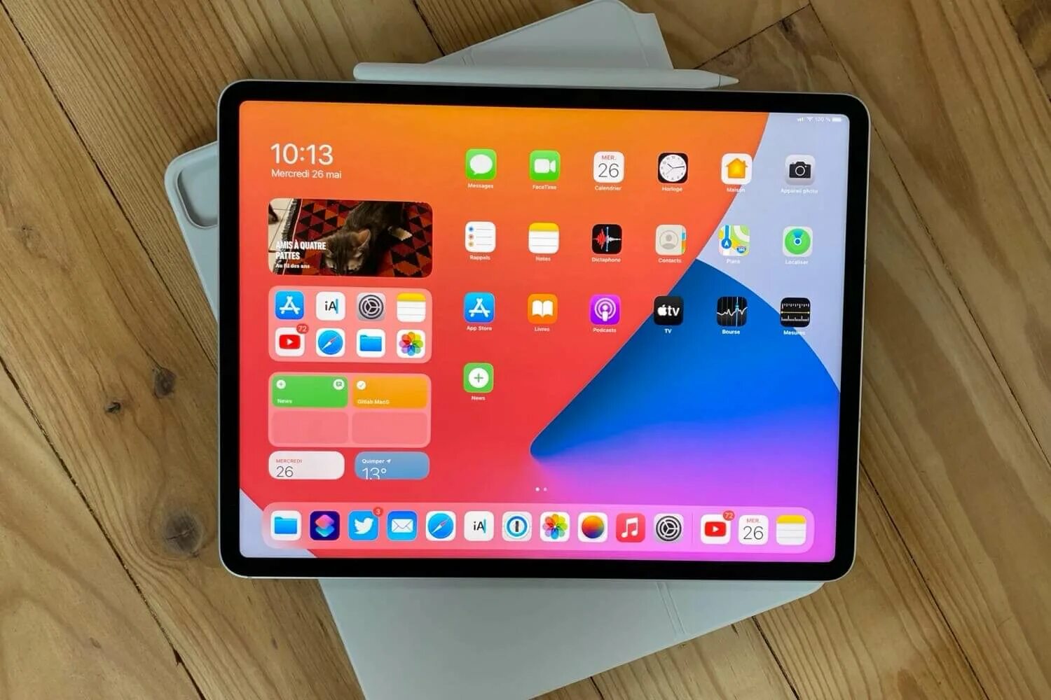 Айпад в 2024 году какой. Apple IPAD 2021. IPAD Pro 2021. IPAD Pro 12.9 m1. IPAD Pro 12.9 2021.