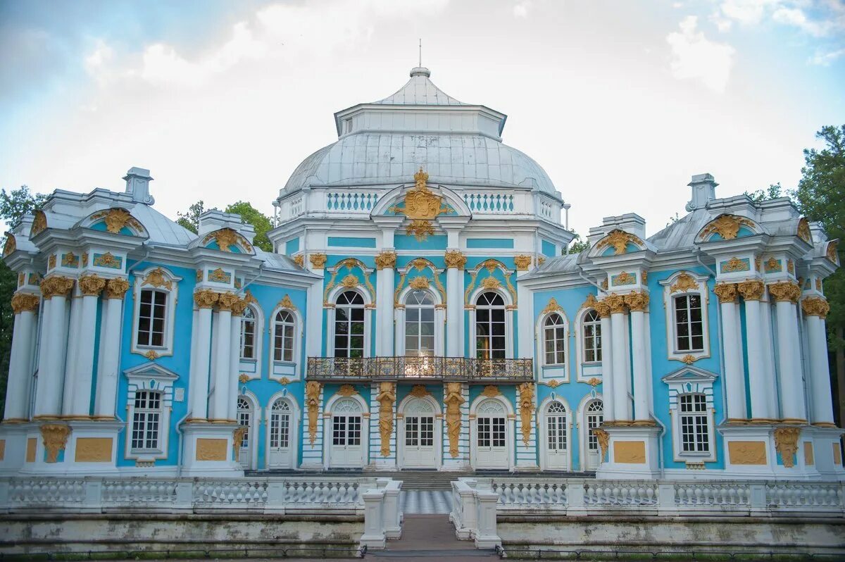 Дворцов строй