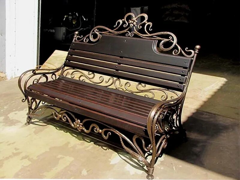 Кованые скамейки. Кованые скамейки. Скамья ковка. Скамья ковка. Ковка венеция скамейка.