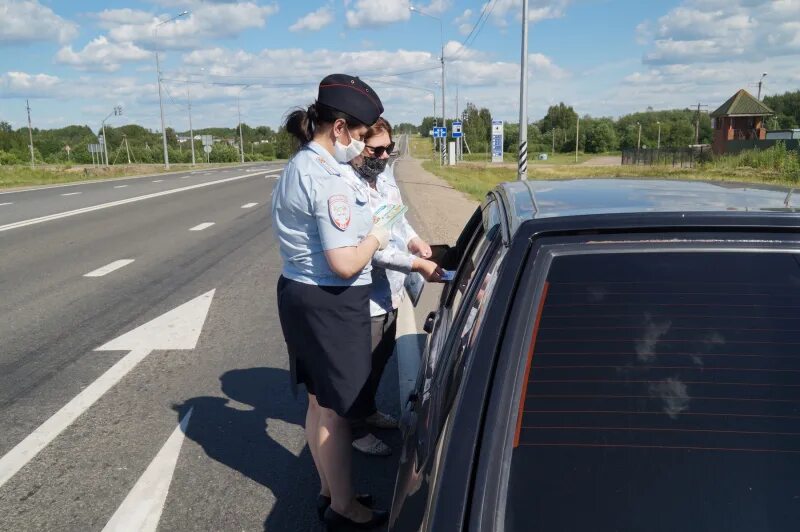 Работа водитель микроавтобуса. Водитель категории вс этт. Нижегородская область территория трезвого вождения. Работа водителем кострома свежие вакансии водитель. Фура 40 тонн фото.