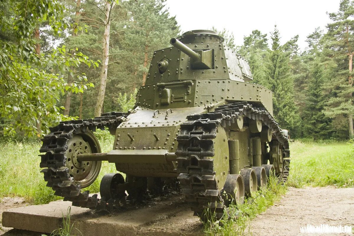 Мс 1 г. Танк т-18 МС-1. МС-1. МС 1 танк траки. Первый Советский танк МС-1.