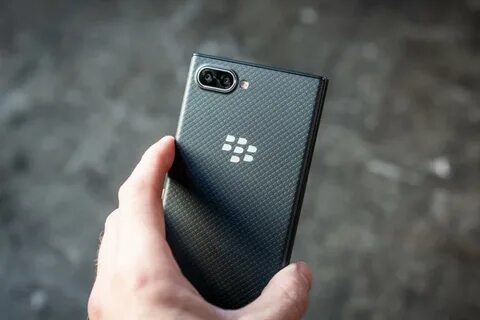 Смартфон рядом