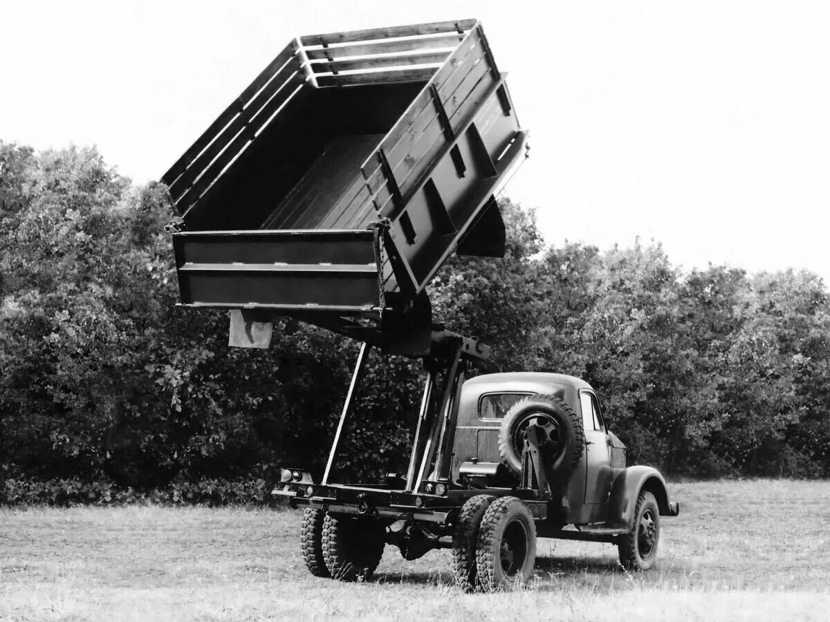 Газ 51 самосвал. Самосвал завод. Завод белаз в жодино экскурсия. Самосвальный завод саранск. Газон некст самосвал 25072.