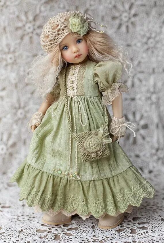 Платье для куколки. Куклы Литтл Дарлинг (Эффнер. Платья для кукол. Винтажные платья для кукол. Винтажное платье для куклы.