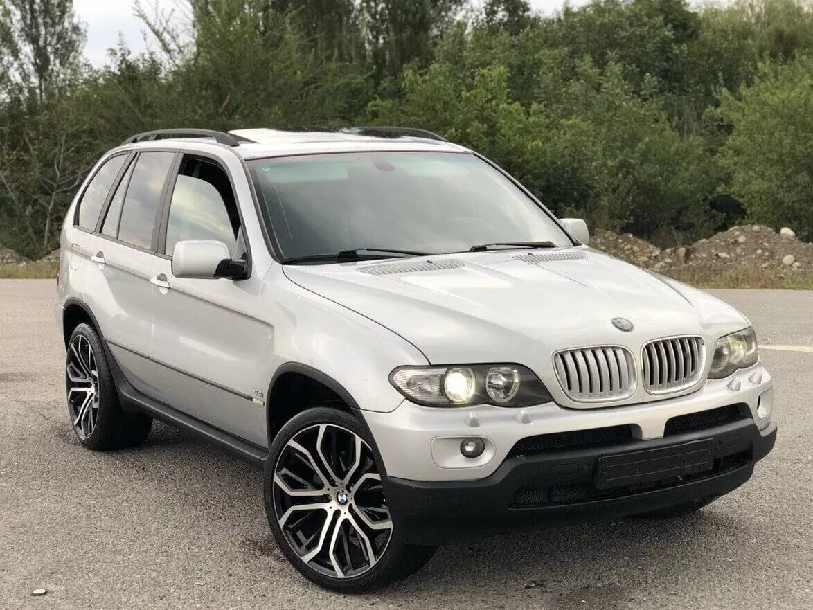 Куплю бмв х5 б у. BMW x5 e53 2004. БМВ x5 e53 серебристый. BMW e53 Рестайлинг. BMW x5 e53 Рестайлинг серебристый.