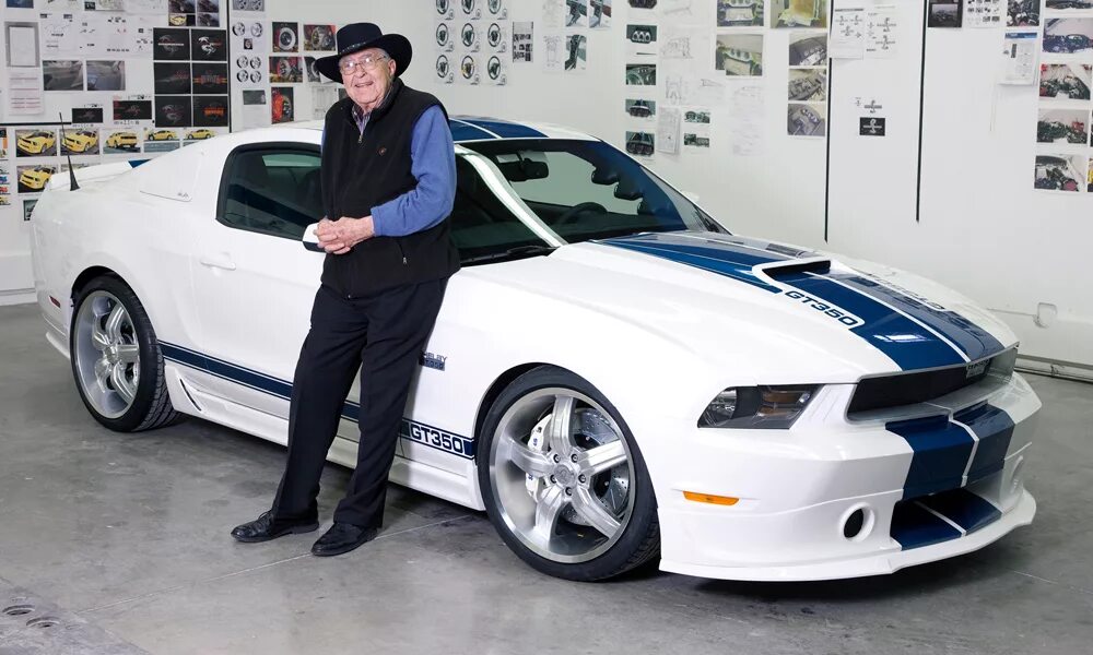 Мерседес амг бентлей. Тесты крутых машинах. 4. Lykan hypersport 2020. Куча крутых машин.