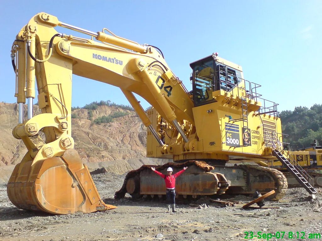 Экскаватор 3000. Komatsu pc3000. Комацу PC 3000. Комацу 5500 экскаватор. Коматсу 3000 экскаватор.