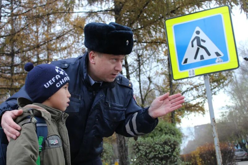 Инспектора ГИБДД Абакан. ГИБДД Иванов Абакан инспектор. ДПС Абакан. Республиканское ГАИ Абакан. Гибдд абакан телефон