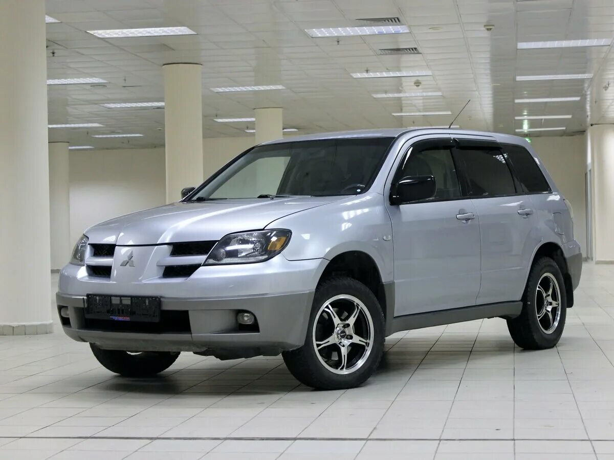 Мицубиси аутлендер 2004. Mitsubishi Outlander 2004. Митсубиши Аутлендер 2004. Митсубиси Аутлендер 2003. Mitsubishi Outlander 2004 года.