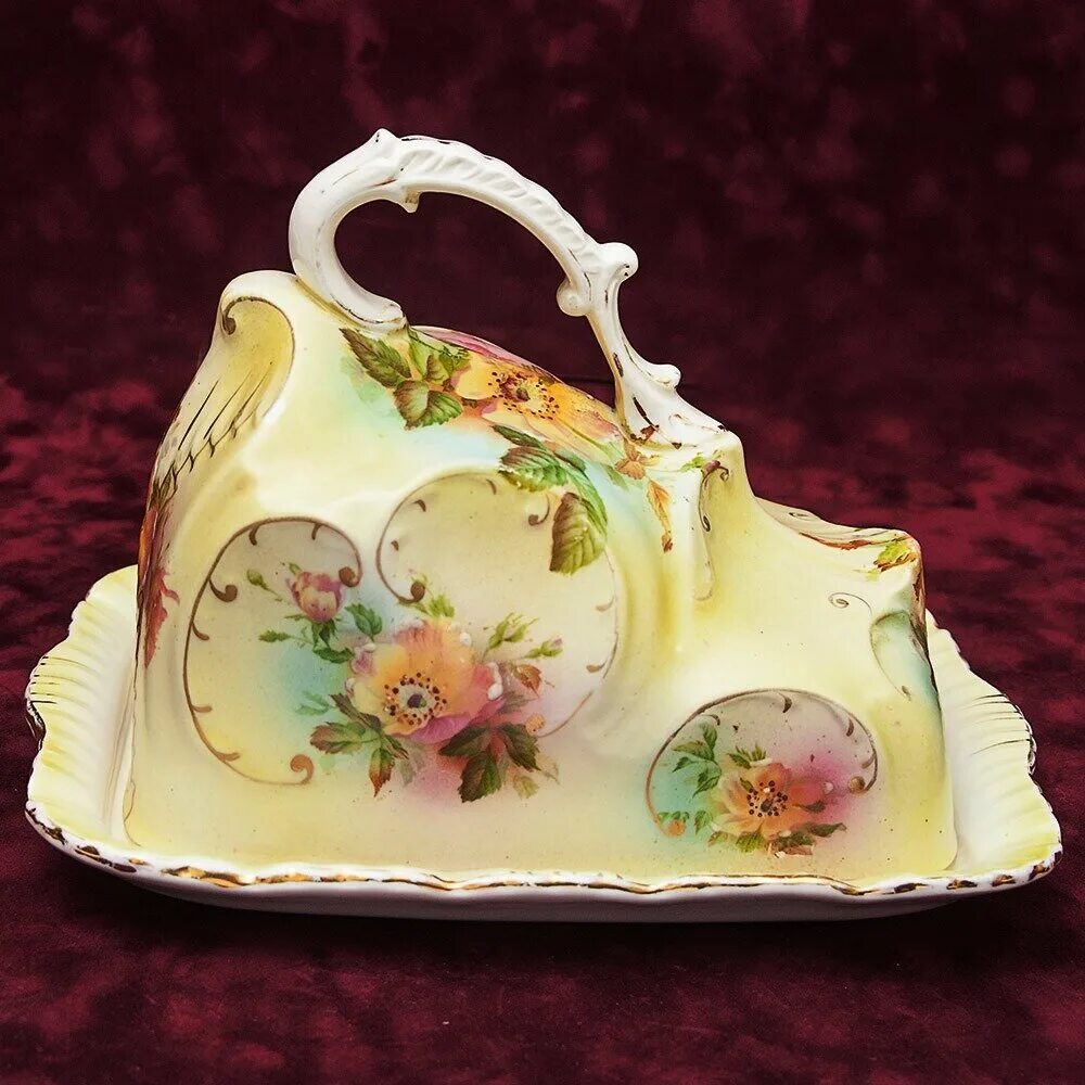 Масленка фарфор. Сырница фарфор кузнецова. масленка-сырница. масленка антиквариат. антикварные фарфоровые масленки.
