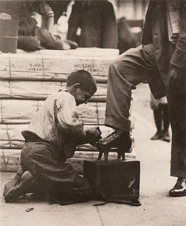 Детский труд в литературе. Социальная фотография льюис хайн. льюис хайн детский труд. детский труд в 19 веке в америке.