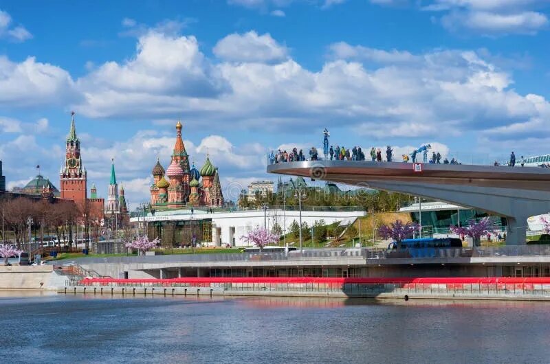 Кремлевский сквер в москве. Молодой московский парк рядом с кремлем 7. Молодой московский парк рядом с кремлем 7. Молодой московский парк рядом с кремлем 7. Молодой московский парк рядом с кремлем 7.