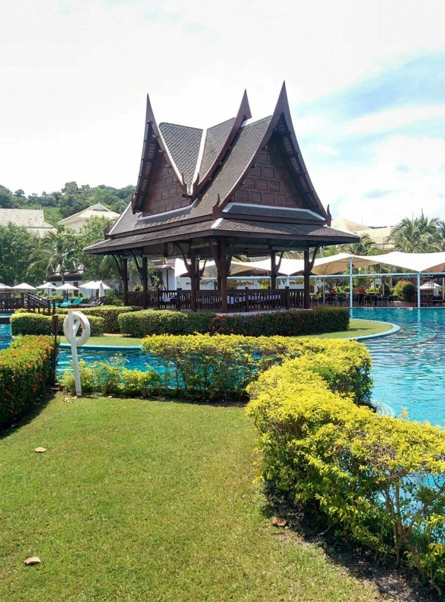 Sofitel krabi phokeethra golf spa resort. Sofitel krabi phokeethra golf spa resort