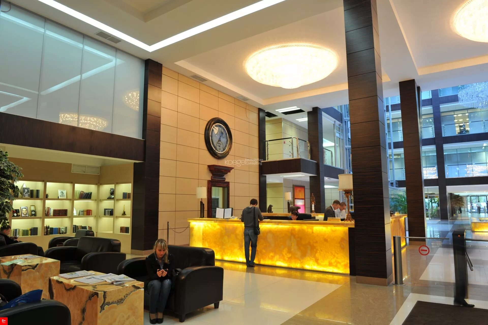 верейская плаза. омега 2 автозаводская. бизнес центр верейская плаза 3 6 этаж. варшавское шоссе д 1 стр 6 бизнес-центр w-plaza-2. плаза 2 этаж.