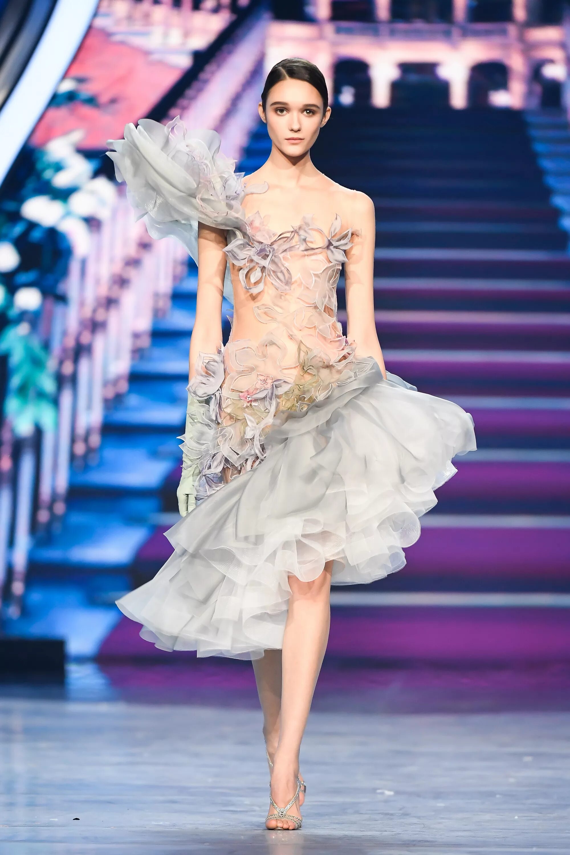 Кутюрье 8. Emanuel ungaro couture 2006. Лакруа модельер одежда. Armani prive haute couture. Кристиан лакруа 2023.