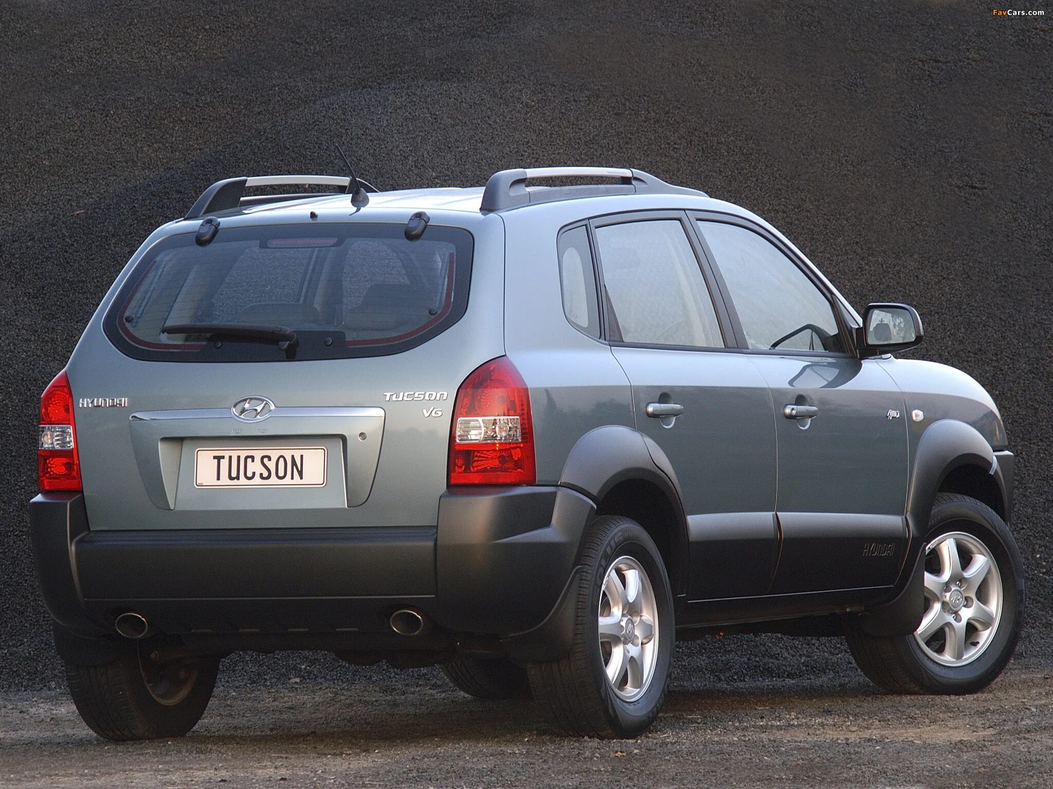 Hyundai Tucson 2004. Hyundai Tucson 2008-2012. Хендай Туссан 2004.