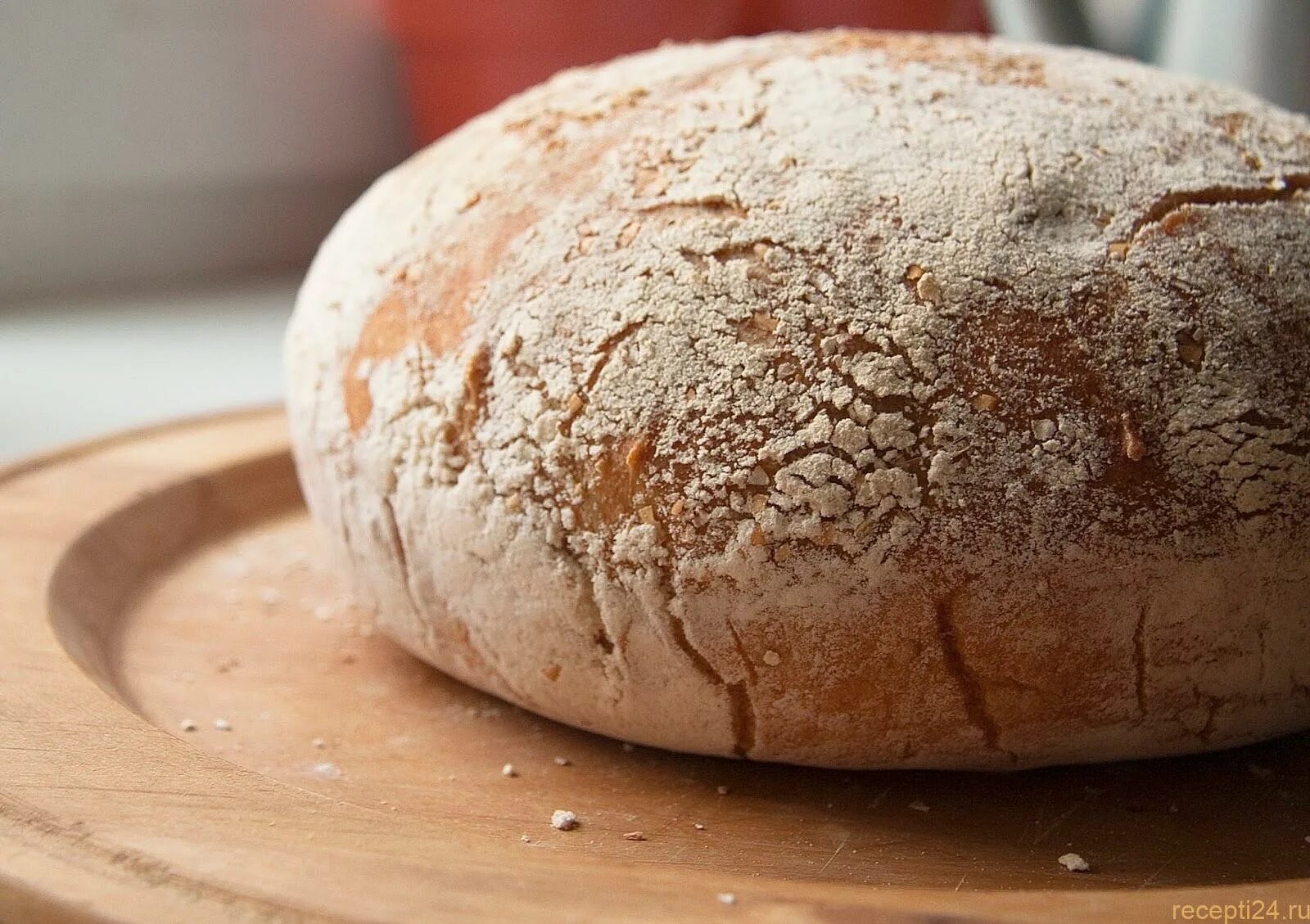 Домашний хлеб. Печеный хлеб. Домашний хлеб в духовке. Домашний хлеб в духовкк. Постный хлеб рецепт в духовке домашних условиях