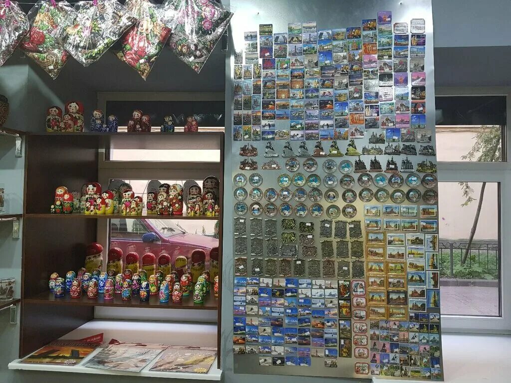 магазины нумизматики петербурга. лавка нумизмата. магазин нумизматики на пушкинской 4. магазин нумизмат. нумизматический магазин в санкт-петербурге.