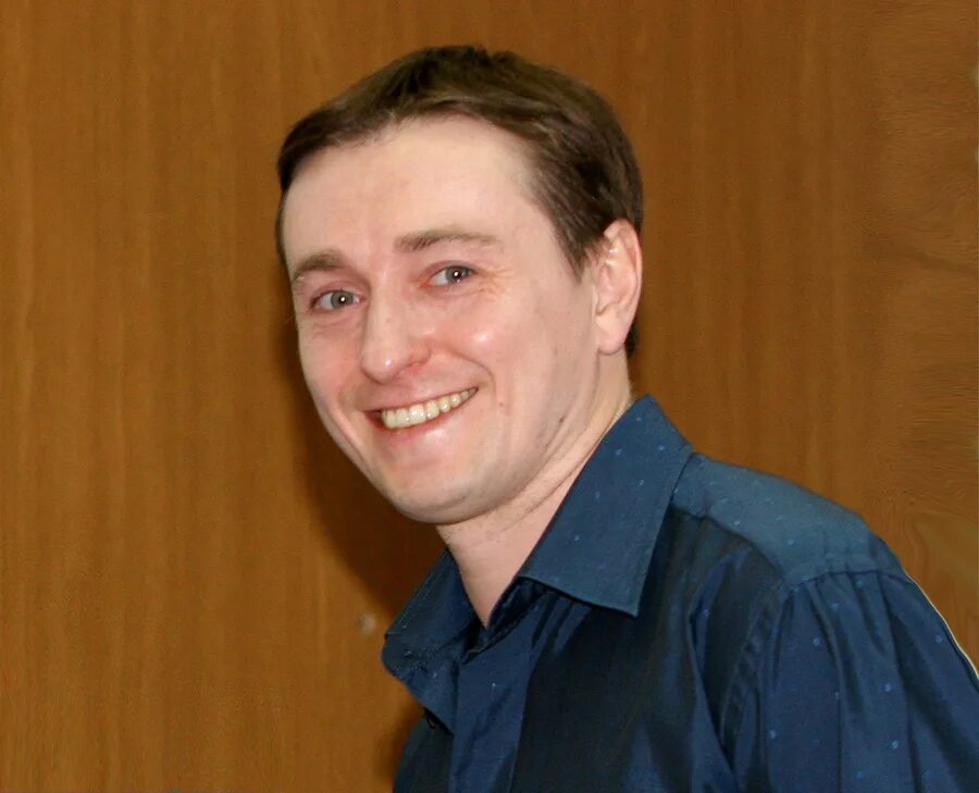 Сколько лет безрукову сергею