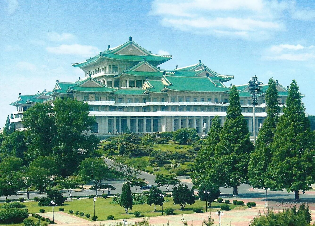 Народный дворец учебы в пхеньяне. Народный дворец и зимний сад глазго. Народные дворцы в англии. Глазго грин шотландия. Народный дворец учёбы.