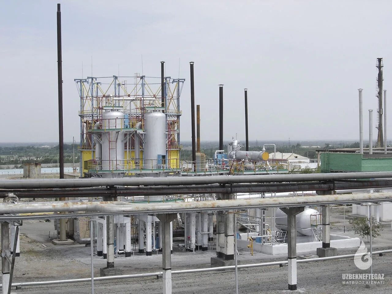 Neft qayta ishlash. Бухарский нпз узбекистан. Бухарский нефтеперерабатывающий завод. Сейдинский нефтеперерабатывающий завод туркменистан. Neft qayta ishlash.