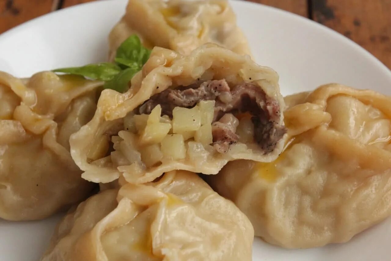 Приготовление мантов манты. Манты узбекские. Как сделать мясо в мантах сочным. Как сделать мясо в мантах сочным. Как сделать мясо в мантах сочным.