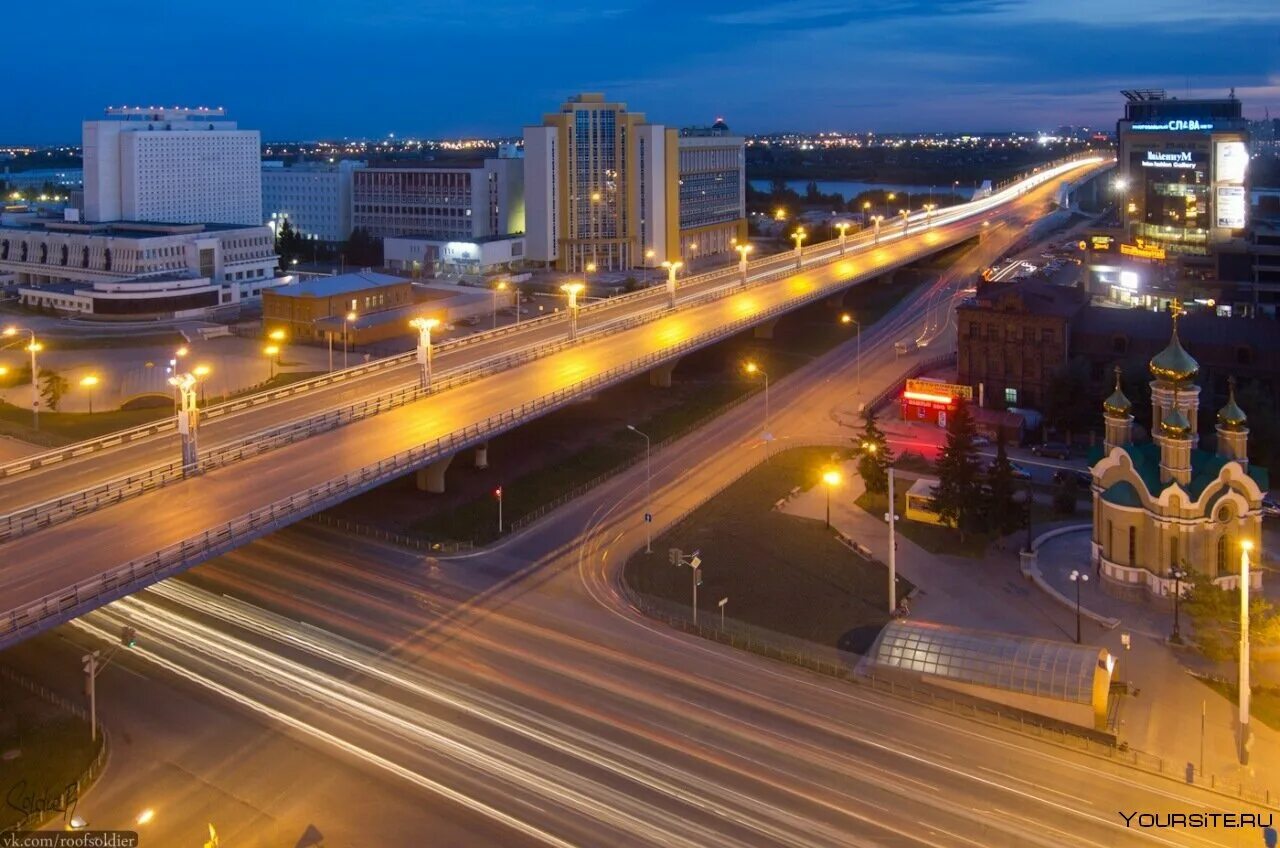 Покажи город омск. Ночной Омск. Освещение города Омска. Панорама ночного Омска. Инфраструктура Омска.
