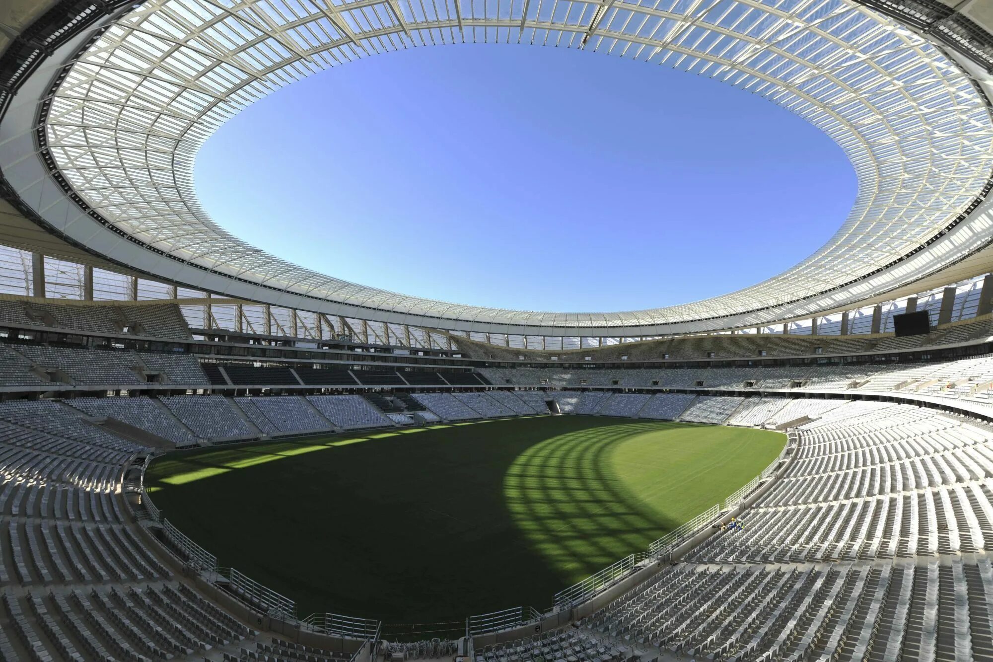 Стадион значение. Кейптаун футбольный стадион. Стадион Кейптаун (Грин Пойнт), Южная Африка. Кейптаун Южная Африка стадион. Стадион Грин Пойнт.