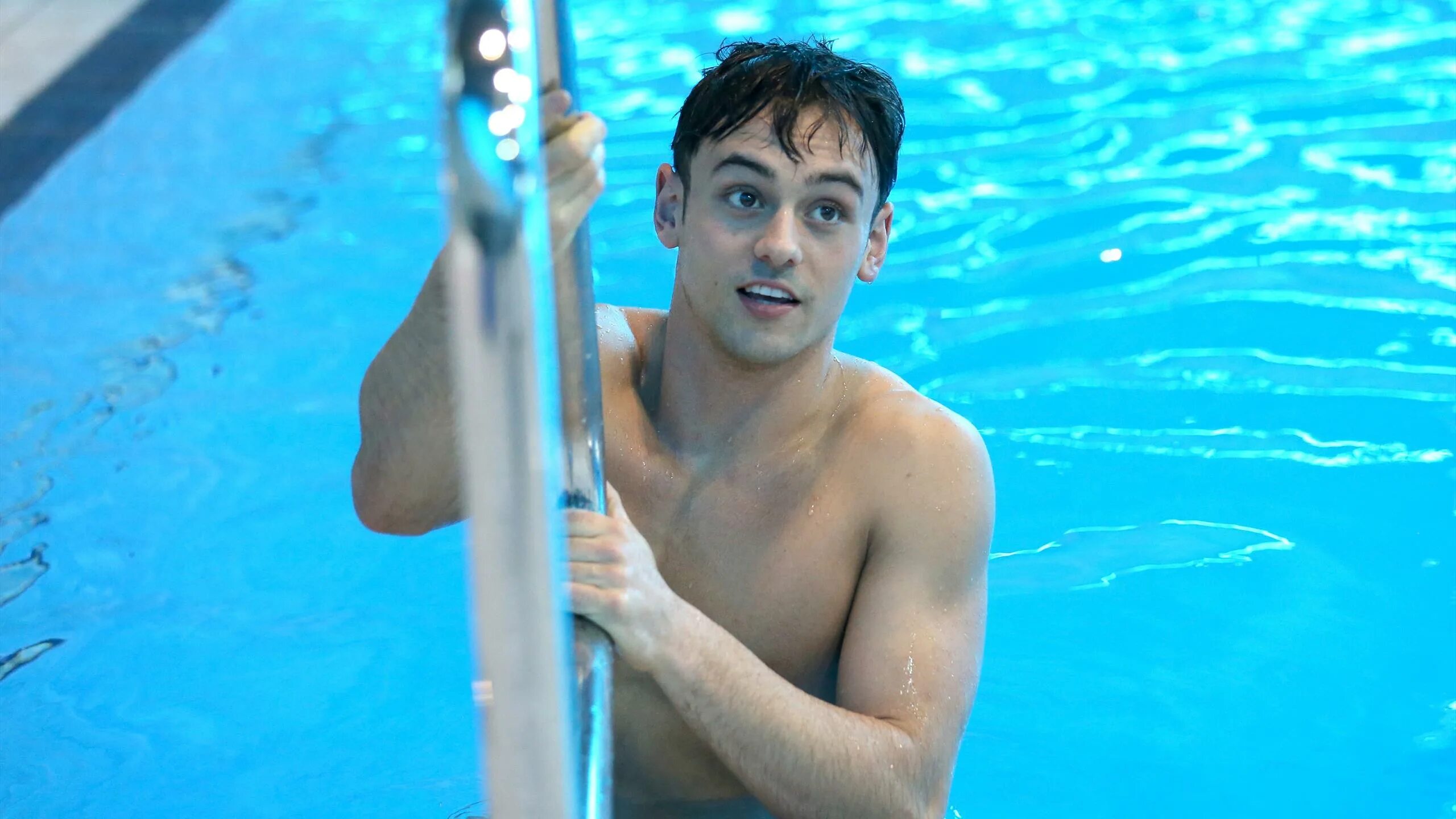 Томом дейли. Tom Daley. Tom Daley плавцы. Том Дейли фото.