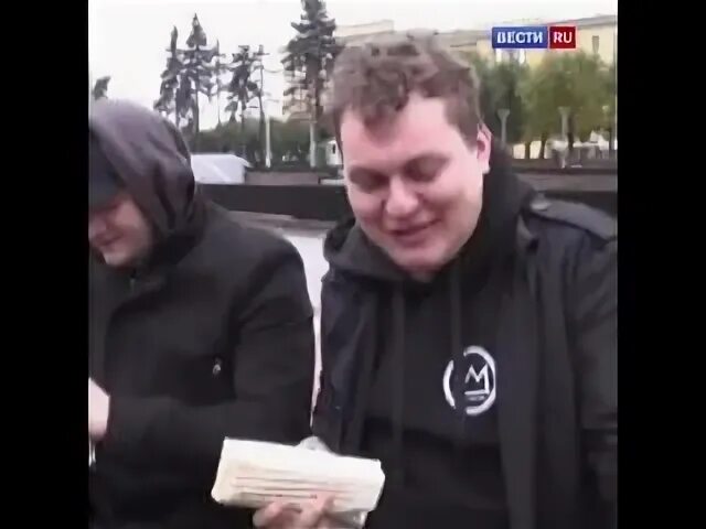 Скуфы в здании хованский ai. Хованский лайф. хованский это сталь.