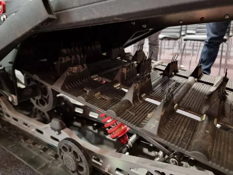 Подвеска снегохода brp скандик 550. Подъемник пневматический ножничный astra. Brp ski-doo summit 850. Снегоход русская механика 2023. 1.