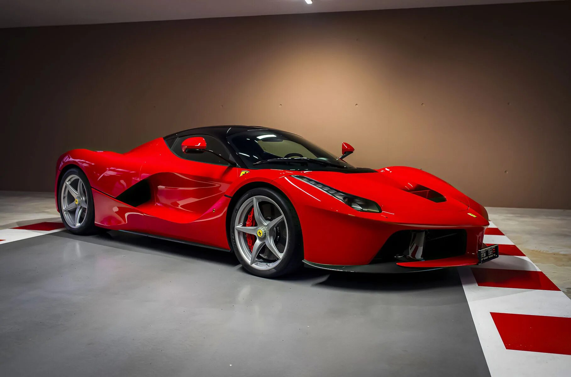 Л феррари. Ferrari f14 t. Л феррари. Ferrari laferrari 2022. Феррари 2019.