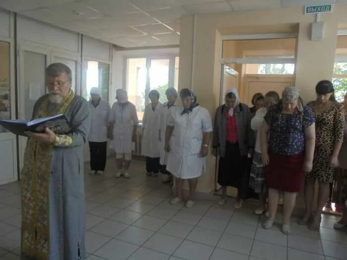 Палата в больнице ободранная. Инфекционное отделение сараевская црб. Отделения кстовской црб. Отделения кстовской црб. Кстово црб талалушкина 14.