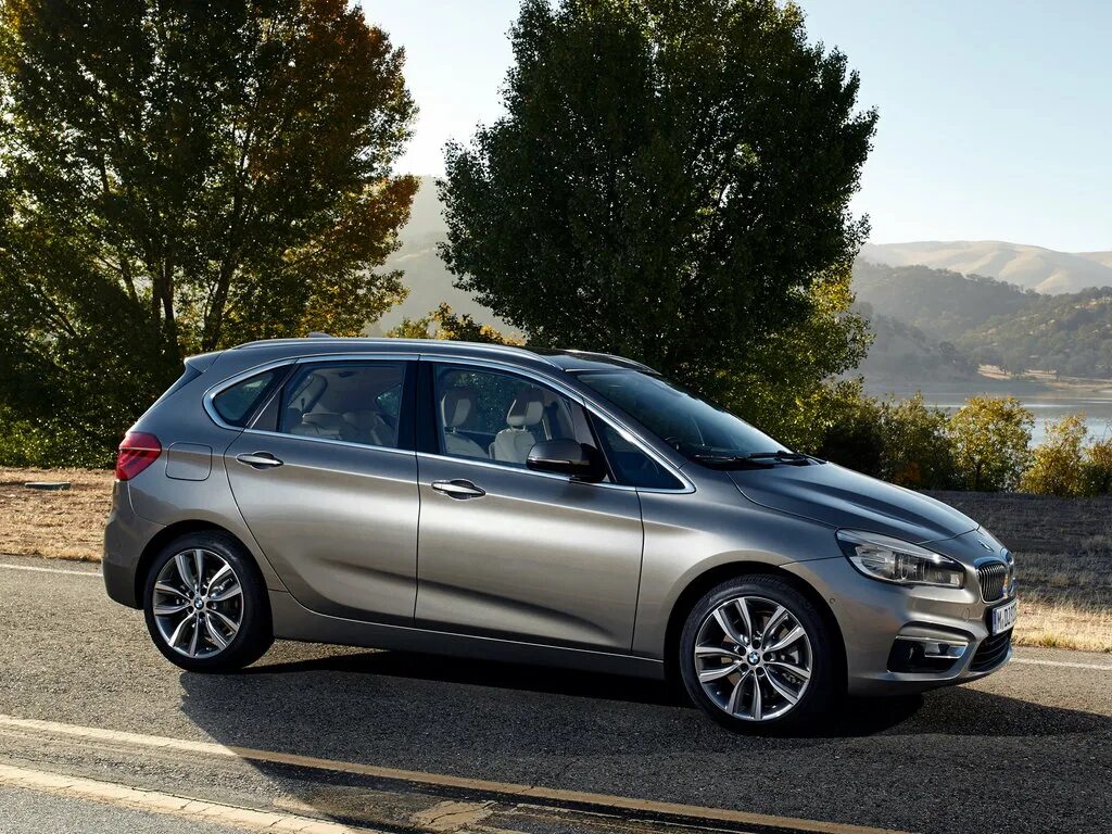 BMW 2er Active Tourer. БМВ 2 er Active Tourer. BMW 218 Active Tourer. BMW Active Tourer 2021. Бмв 2 актив