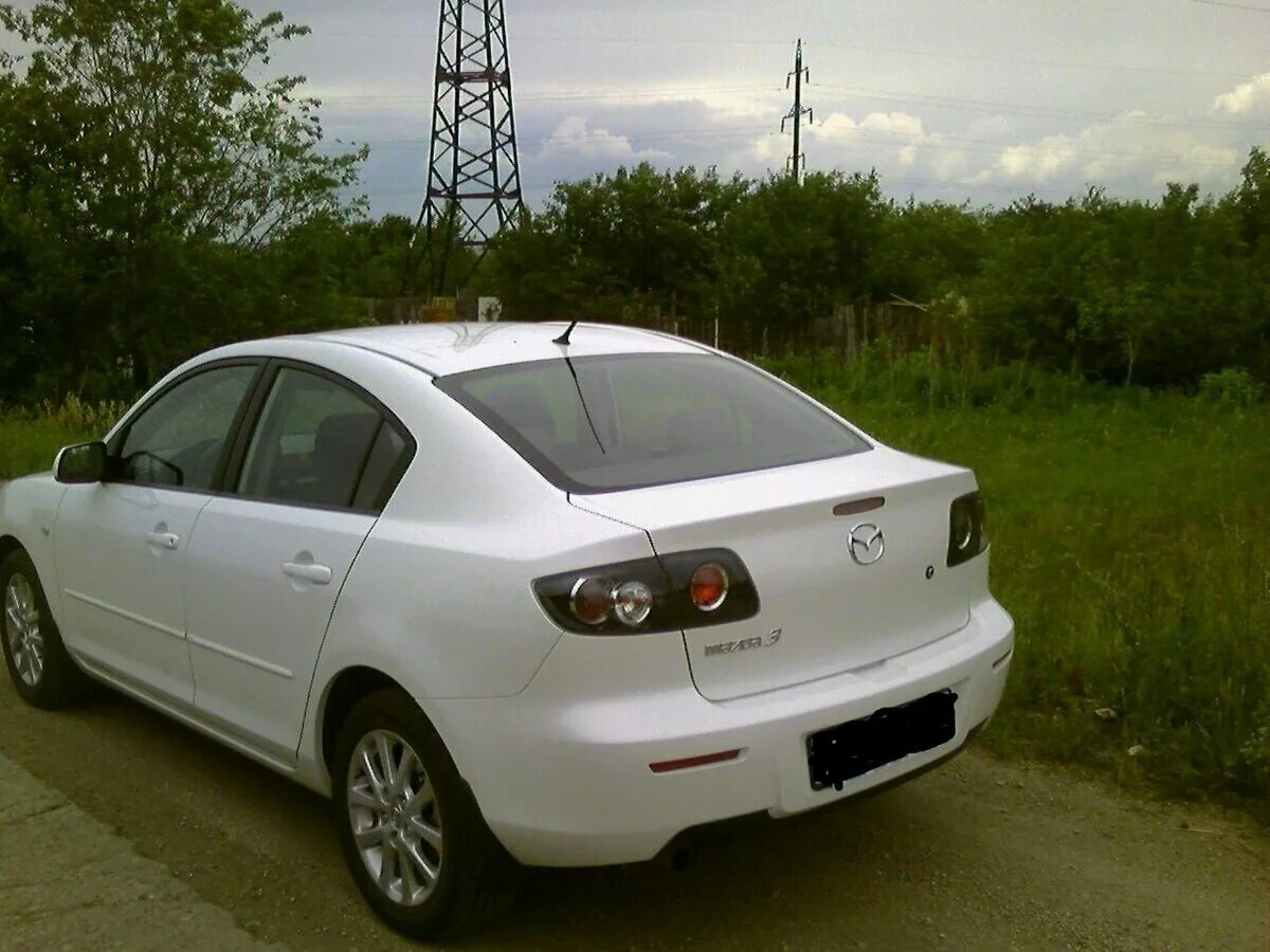 Мазда 3 2008 года купить. Мазда 3 2008 белая. Мазда 3 белая седан 2008. Mazda 3 белая 2008. Mazda 3 BK седан белая.