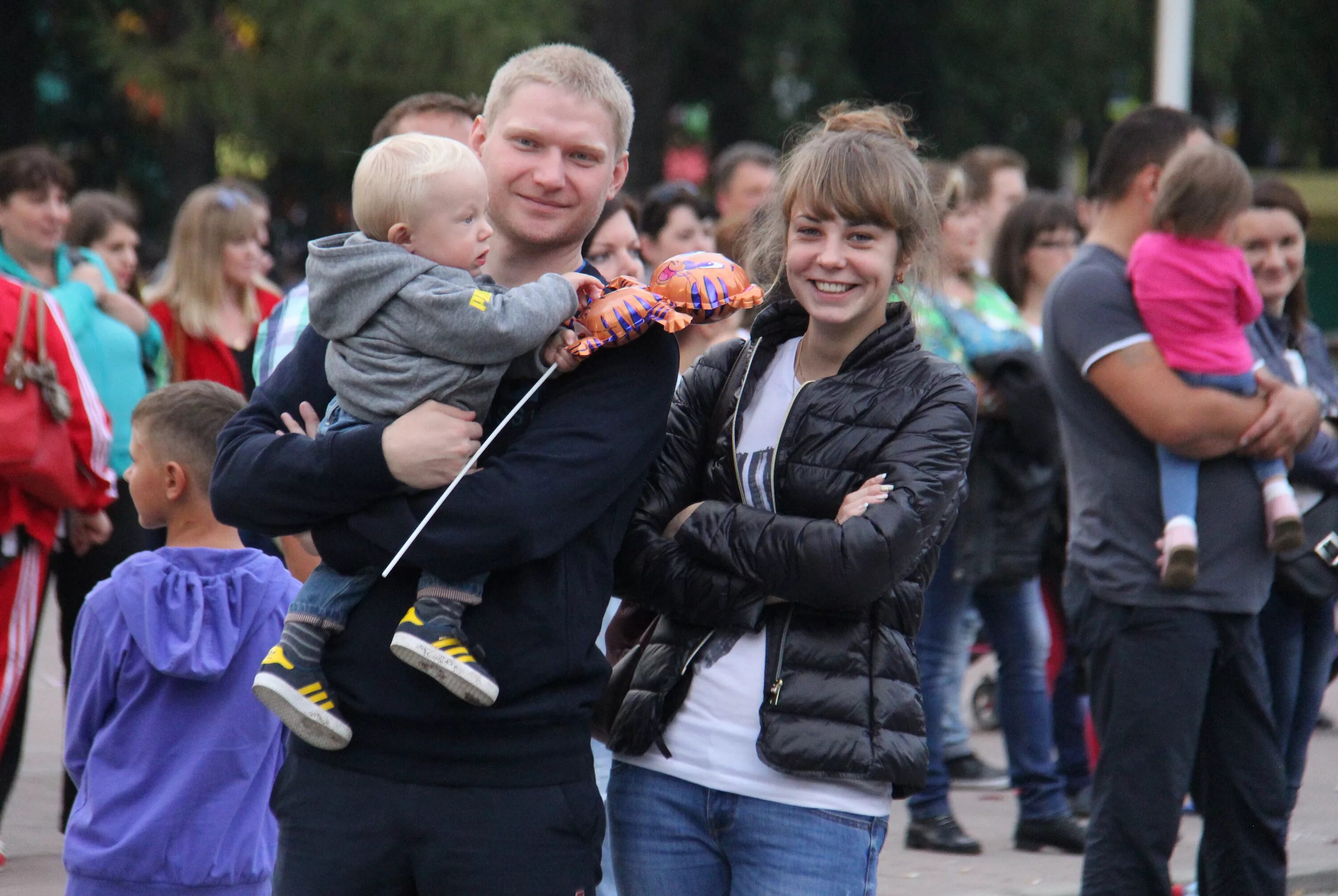 лыткарино. сквер лыткарино. вакансии в лыткарино. лыткарино московская область. кострома благоустройство дворовых территорий.