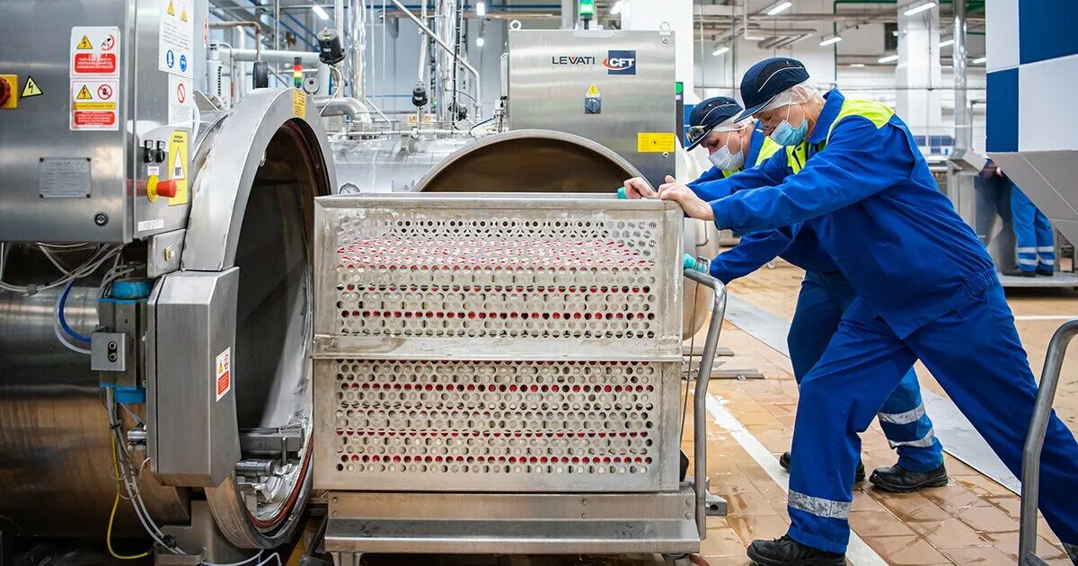 Иностранного производства. Производство создать москва. Запустили производство. Завод по созданию мягких игрушек. Промышленная политика картинки.