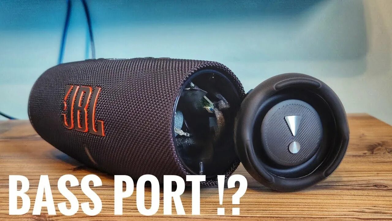 Режим басс jbl. JBL charge 5. Bass Boost JBL 3. JBL charge 5 Black. JBL charge 5 внутри.