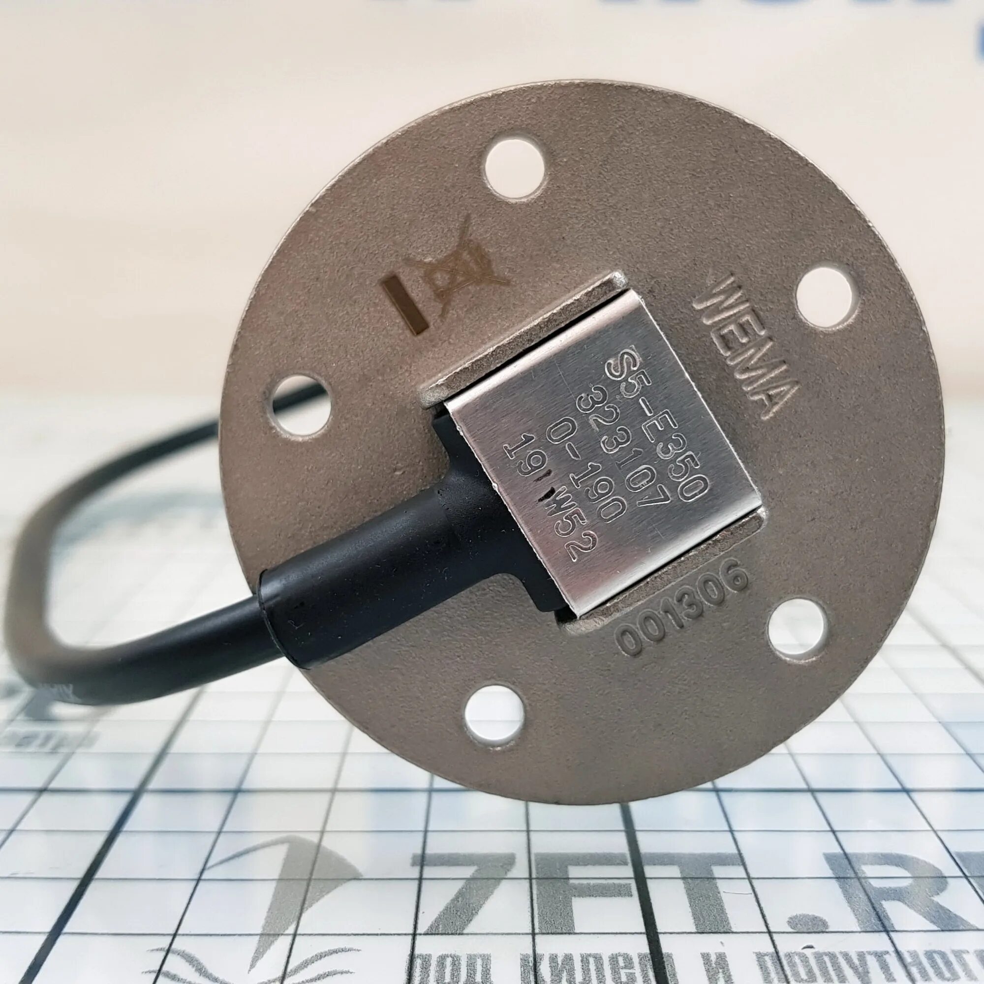 Датчик уровня топлива fg wilson. Wema s5-a530. Датчик уровня воды или топлива s5-e150. 0 54 ом. Wema 180.