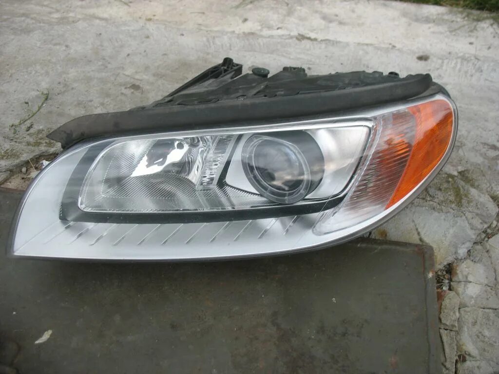 Фара Volvo s80. Левая фара Вольво s80. Вольво s80 2001 фары. Левая фара Вольво s80 2005.