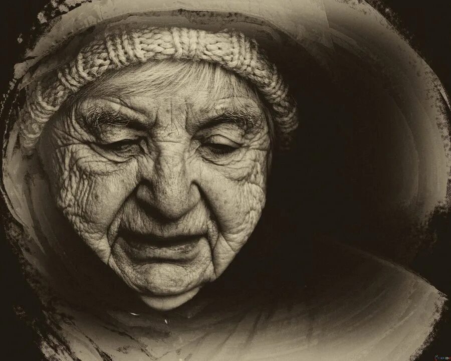Старая жена 2024. Красота старых женщин. Старая женщина обои. Портрет крепкой старой бабы. Картинки природа и Старая женщина.