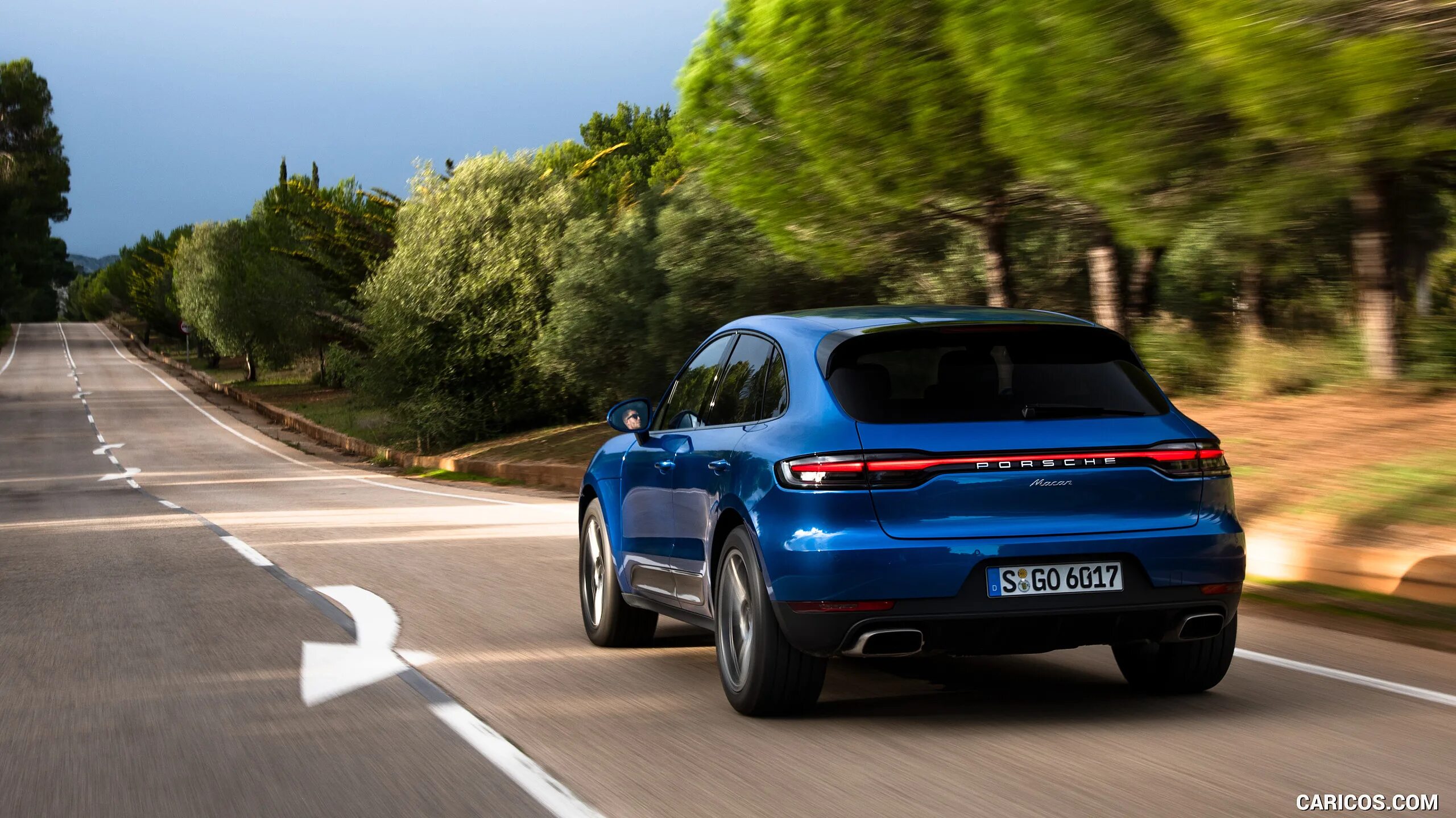 Da game macan. Porsche Macan 2019. Порше Макан обои. Macan блоггер. МАККАНН цвет синий.