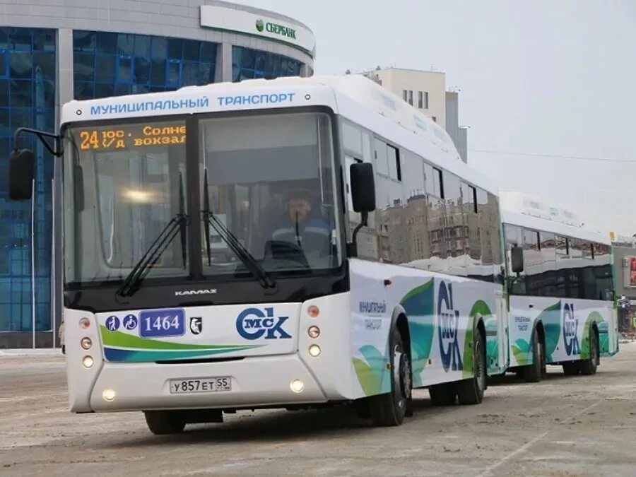 Автобус в реальном времени омск. Автобус нефаз омск. автобус нефаз 2019. газовый автобус нефаз. нефаз на газомоторном топливе.