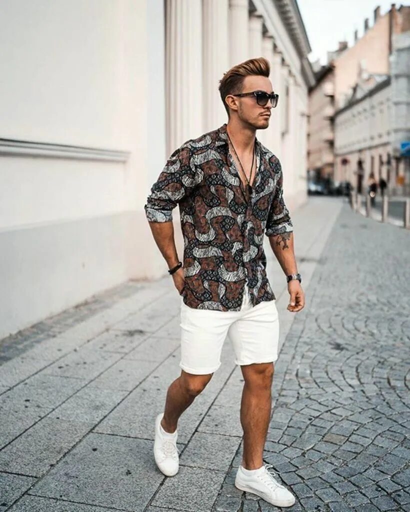 Виды мужской летней. Casual Mens 2020 Polo Style. Мужская летняя одежда. Летний образ для мужчины. Стиль на лето для мужчин.
