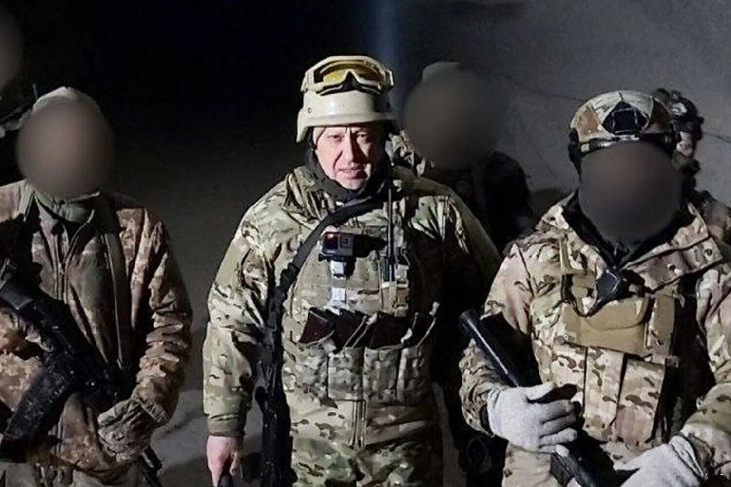 Бойцы чвк о пригожине. Солдаты вагнера. Бойцы чвк вагнера. Чвк вагнер бахмут. Бойцы чвк вагнер в бахмуте.
