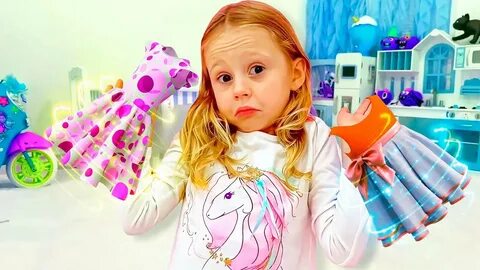 Дети играет настя
